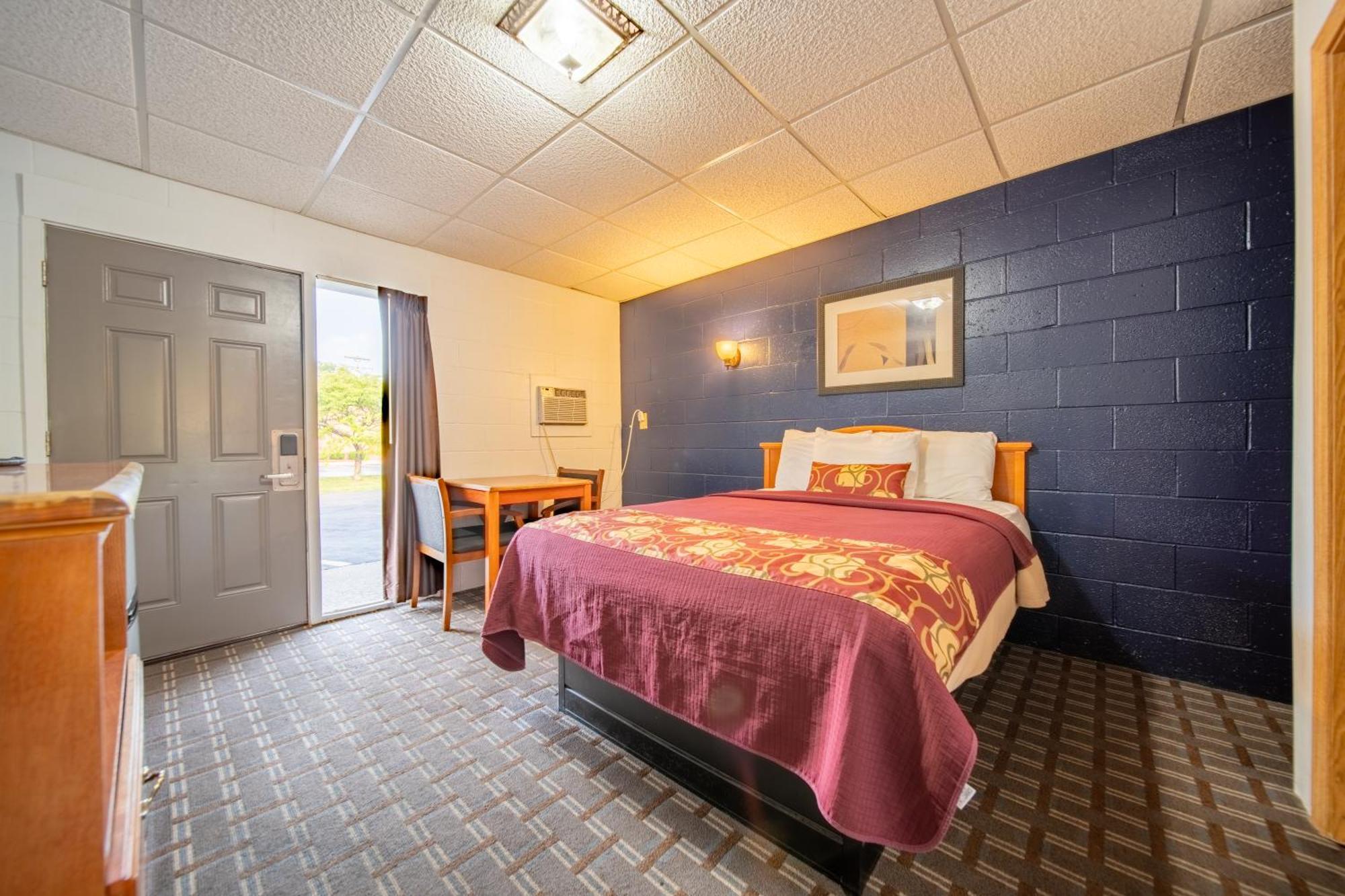 Sleep-Ees Inn, Saginaw & Frankenmuth ภายนอก รูปภาพ