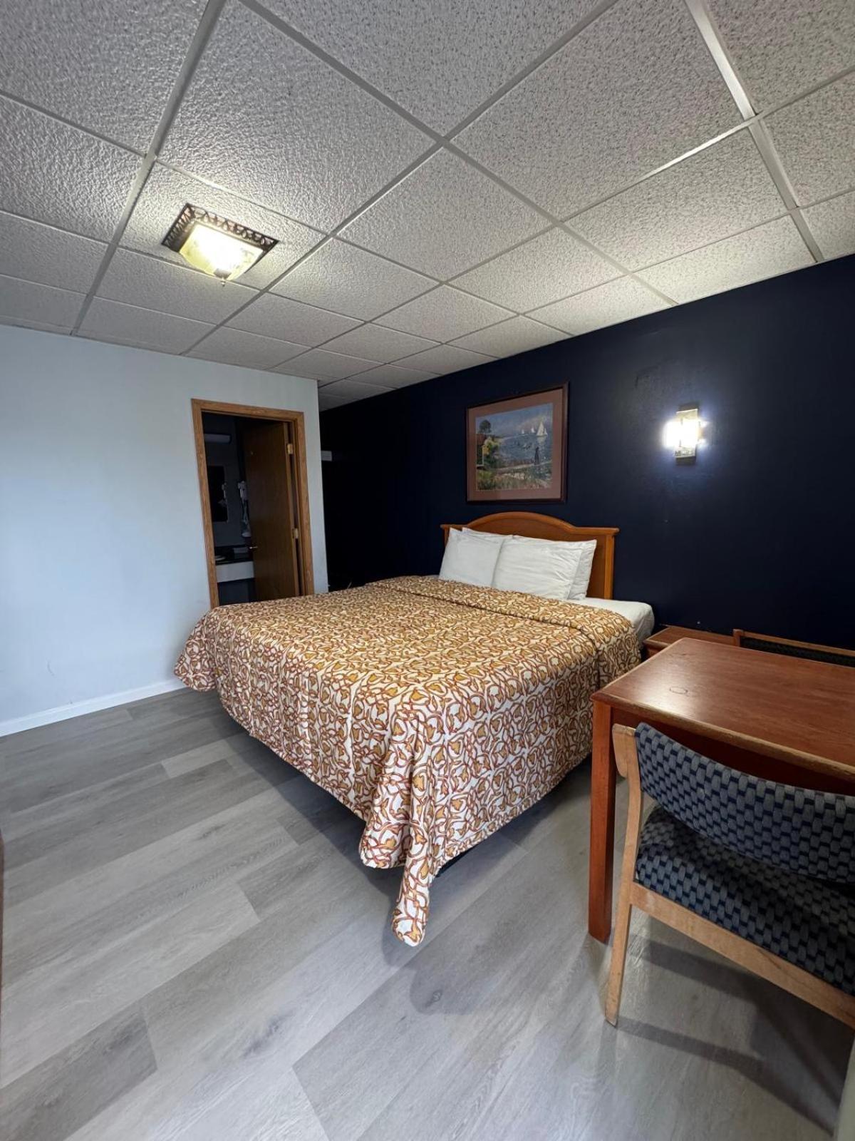 Sleep-Ees Inn, Saginaw & Frankenmuth ภายนอก รูปภาพ