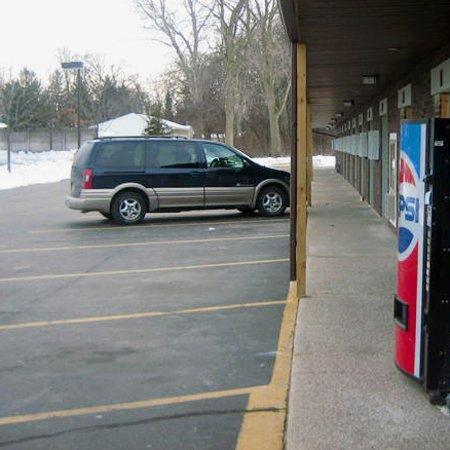 Sleep-Ees Inn, Saginaw & Frankenmuth ภายนอก รูปภาพ