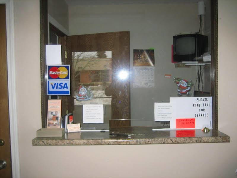 Sleep-Ees Inn, Saginaw & Frankenmuth ภายนอก รูปภาพ